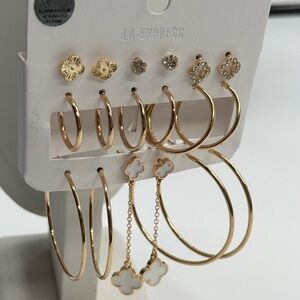 🚨3 for $15🚨LA Express - 9pairs of gold tone earrings for pierced ears